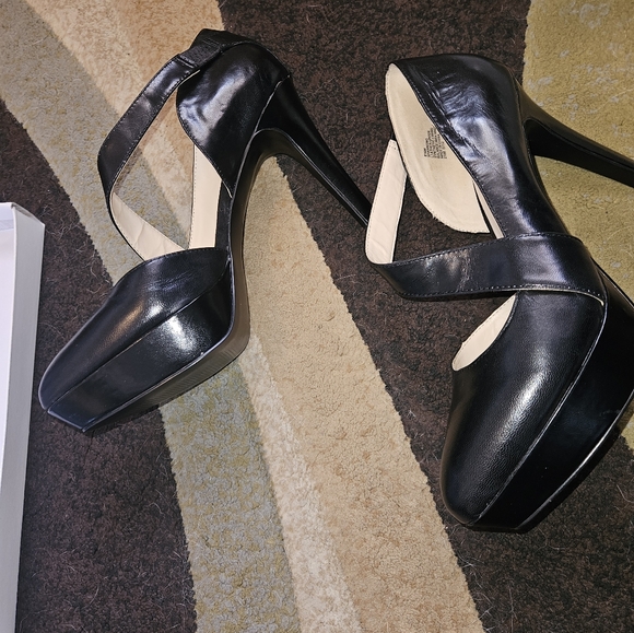 Nine west Shannono Black LE - Picture 4 of 6